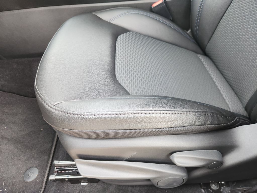 2026 Jeep Compass Latitude Image 22 of 24