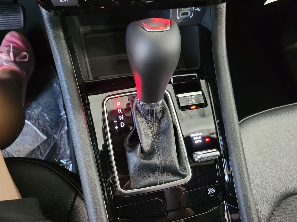 2026 Jeep Compass Latitude Image 17 of 24