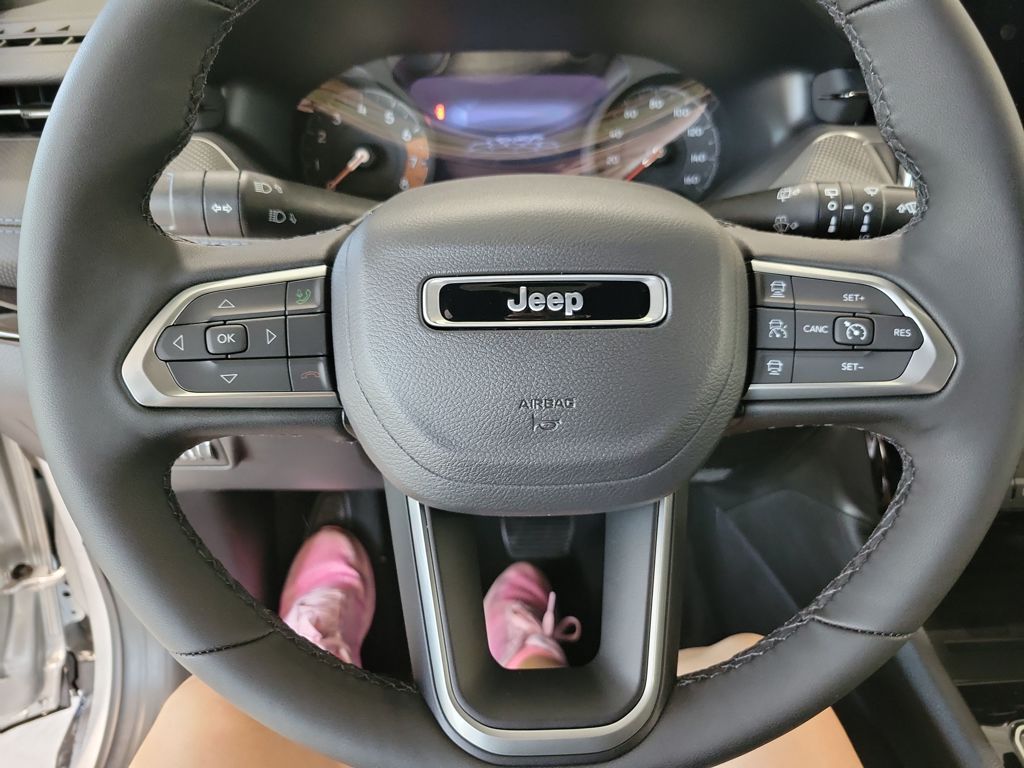 2026 Jeep Compass Latitude Image 14 of 24