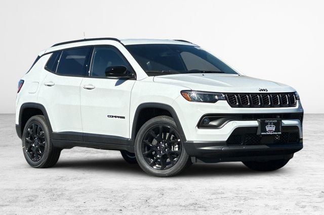 2026 Jeep Compass Latitude Image 4 of 27