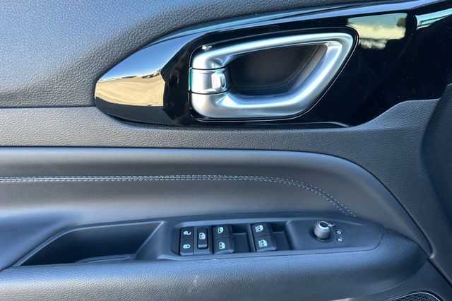 2026 Jeep Compass Latitude Image 22 of 27