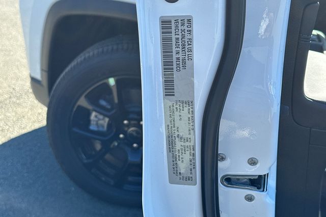 2026 Jeep Compass Latitude Image 25 of 27