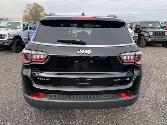 2026 Jeep Compass Limited Image 4 of 15