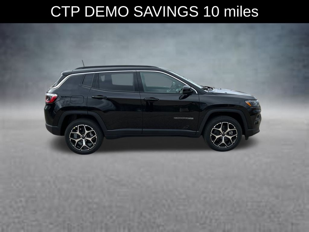 2026 Jeep Compass Limited Image 5 of 27