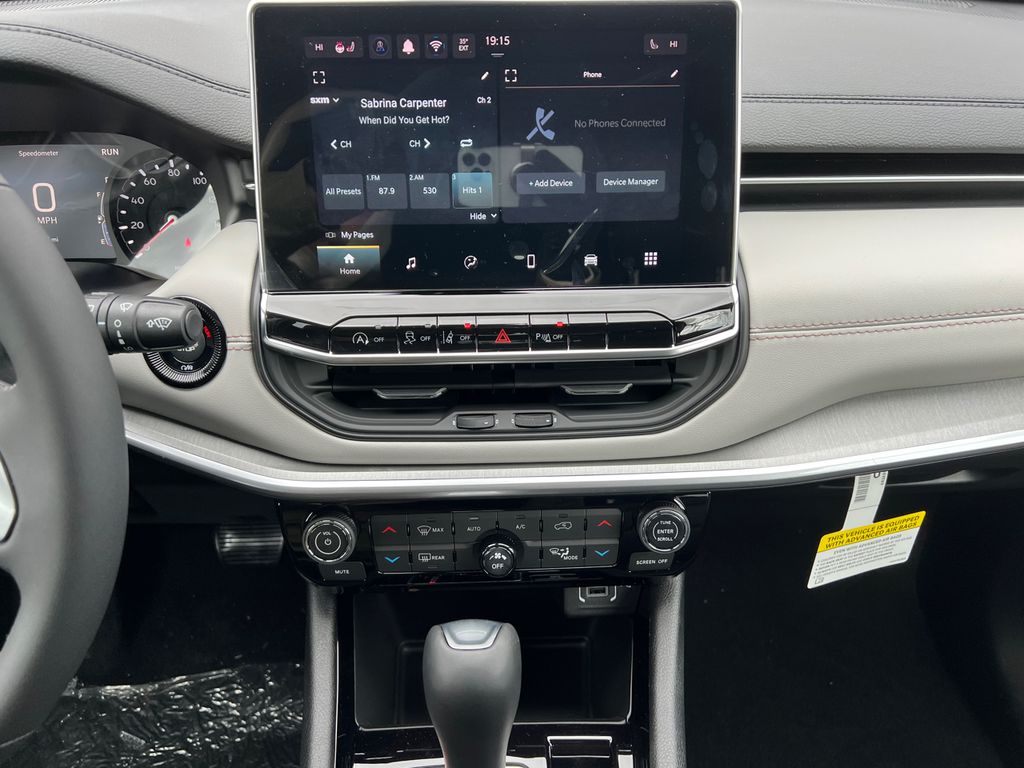 2026 Jeep Compass Limited Image 22 of 27