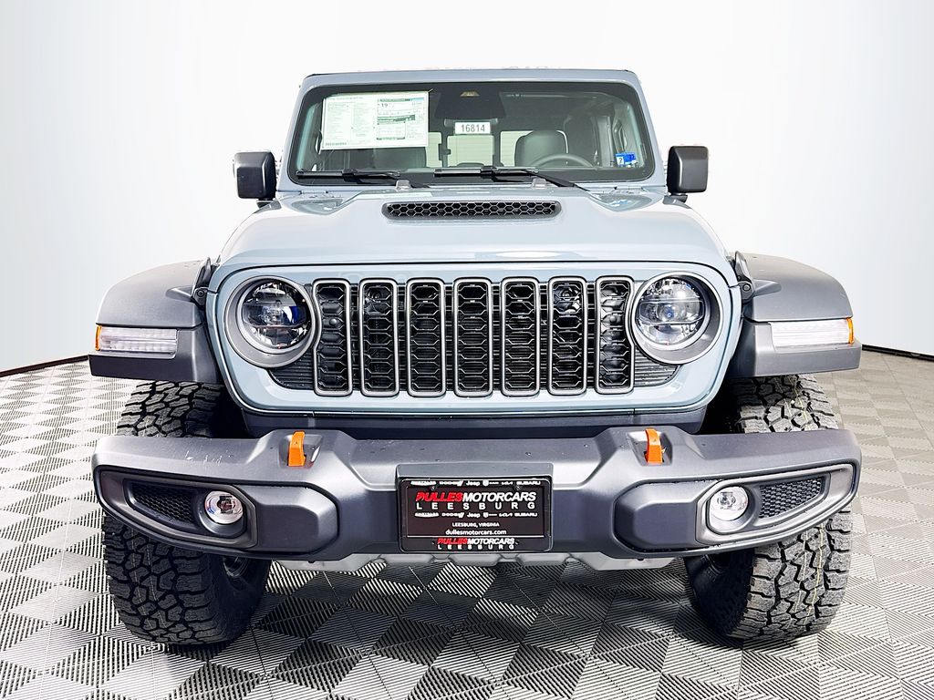 2026 Jeep Gladiator Mojave Image 2 of 31