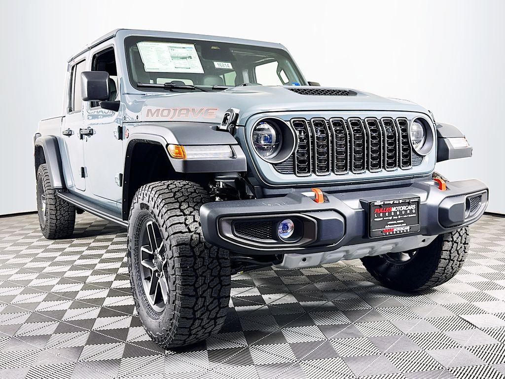 2026 Jeep Gladiator Mojave Image 3 of 31