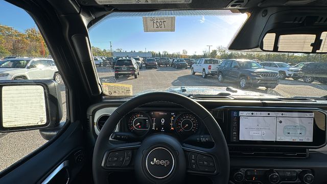 2026 Jeep Gladiator Sport S Image 13 of 29