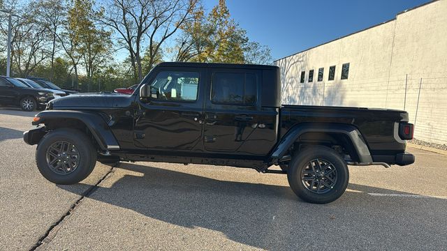 2026 Jeep Gladiator Sport S Image 7 of 29