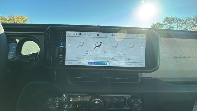 2026 Jeep Gladiator Sport S Image 18 of 29