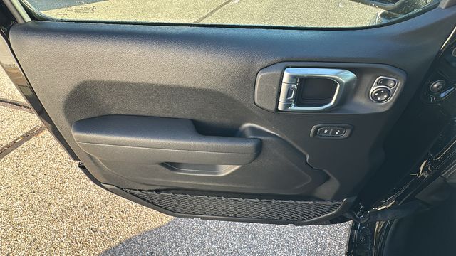 2026 Jeep Gladiator Sport S Image 23 of 29