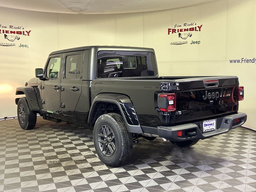 2026 Jeep Gladiator Sport S Image 4 of 24