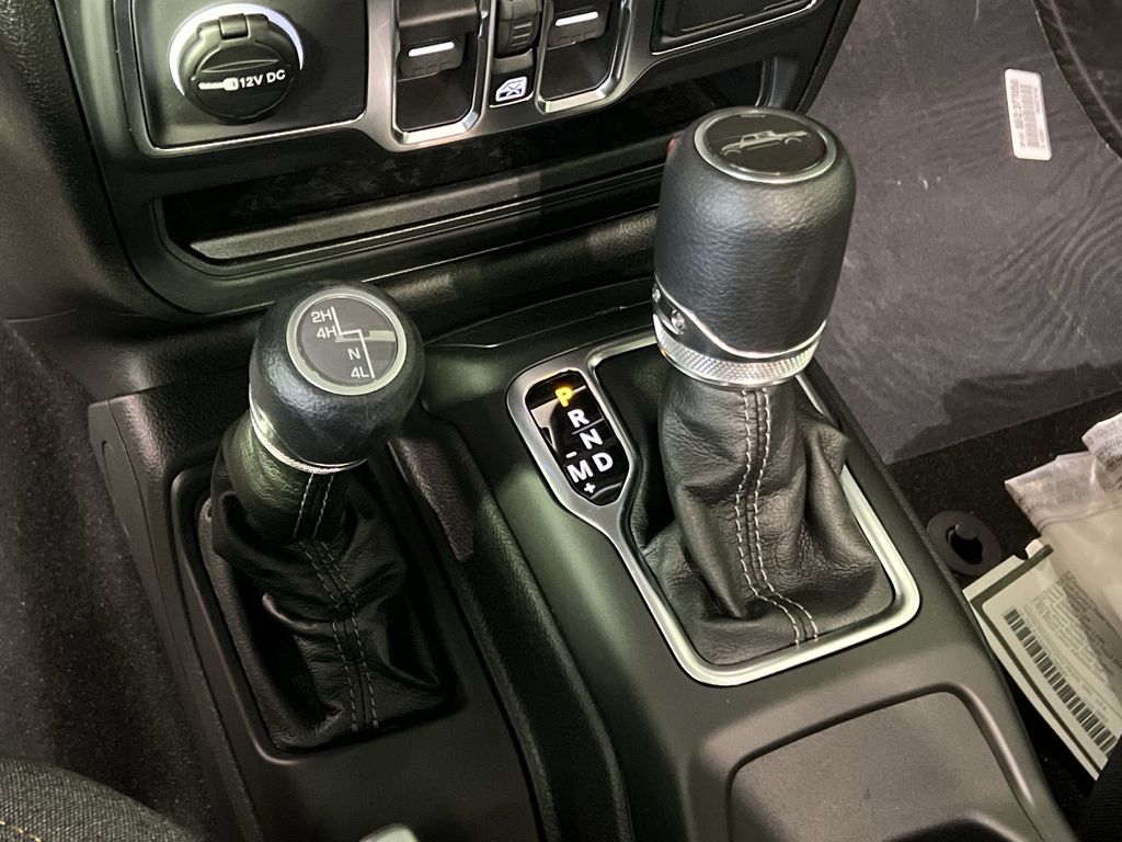 2026 Jeep Gladiator Sport S Image 15 of 24