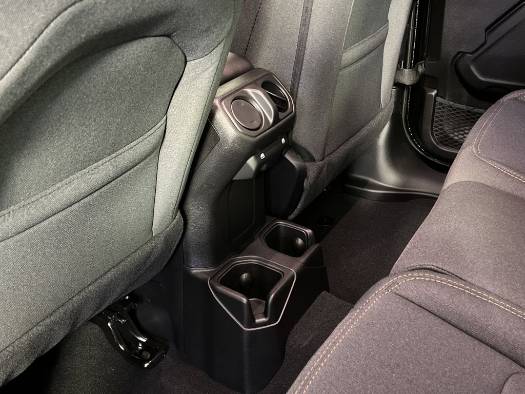 2026 Jeep Gladiator Sport S Image 19 of 24