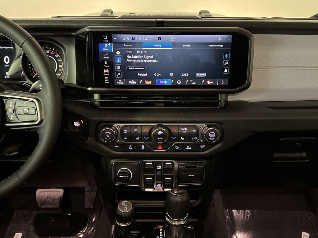 2026 Jeep Gladiator Sport S Image 22 of 24