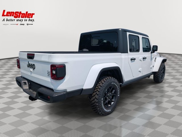 2026 Jeep Gladiator Willys Image 3 of 27