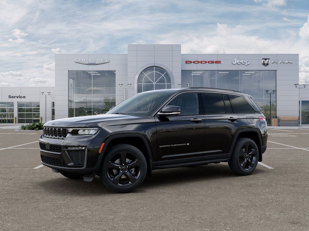 2026 Jeep Grand Cherokee Limited Image 2 of 26