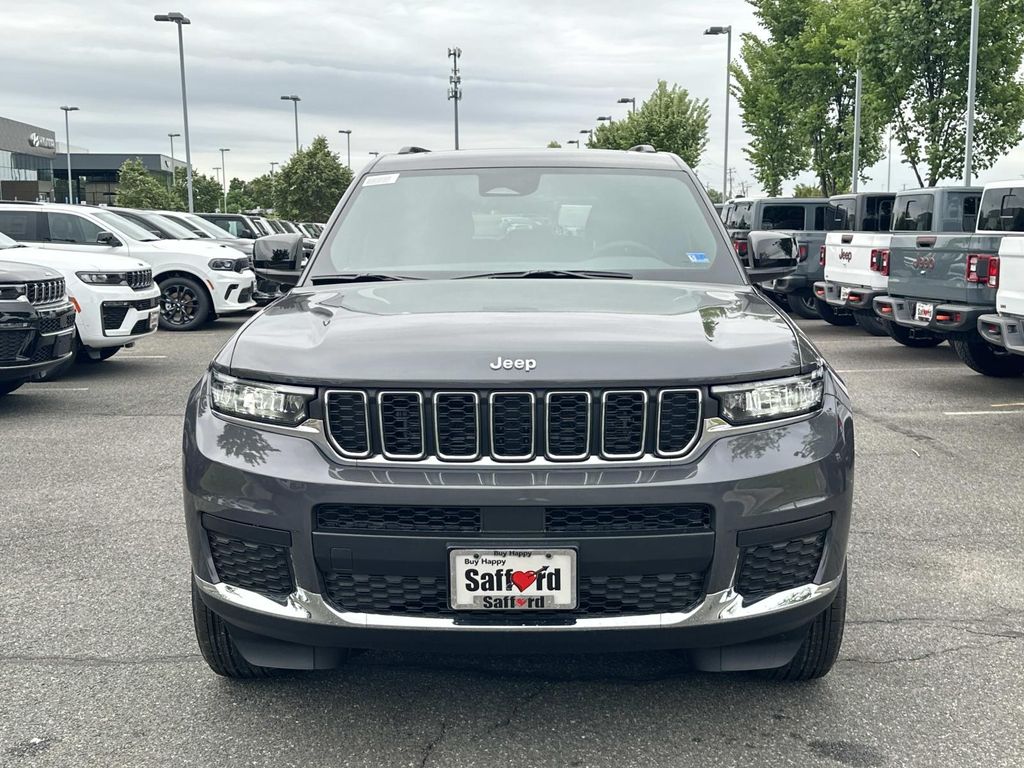 2026 Jeep Grand Cherokee L Laredo X Image 2 of 31
