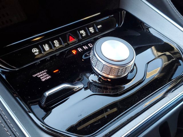 2026 Jeep Grand Wagoneer Limited Altitude Image 13 of 16