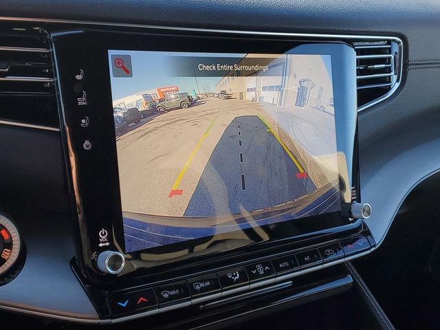 2026 Jeep Grand Wagoneer Limited Altitude Image 12 of 16