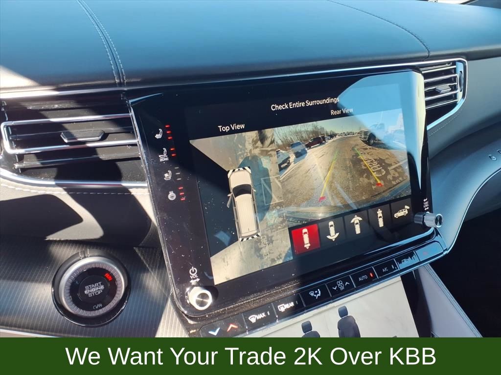 2026 Jeep Grand Wagoneer Summit Obsidian Image 11 of 16