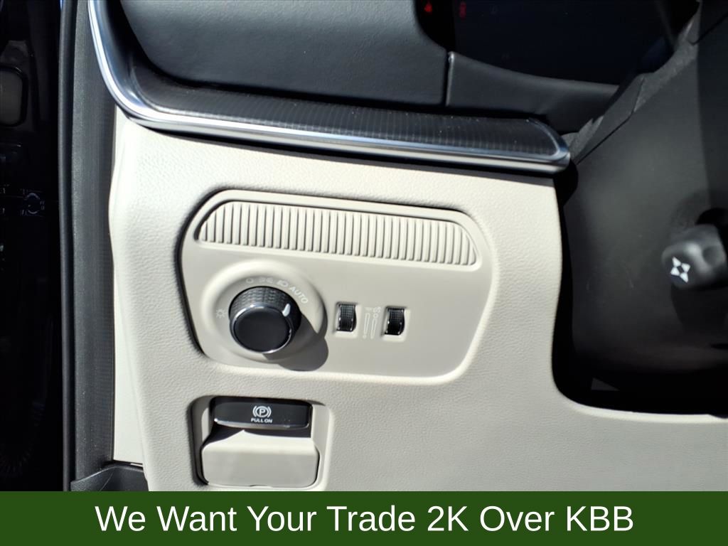 2026 Jeep Grand Wagoneer Summit Obsidian Image 15 of 16