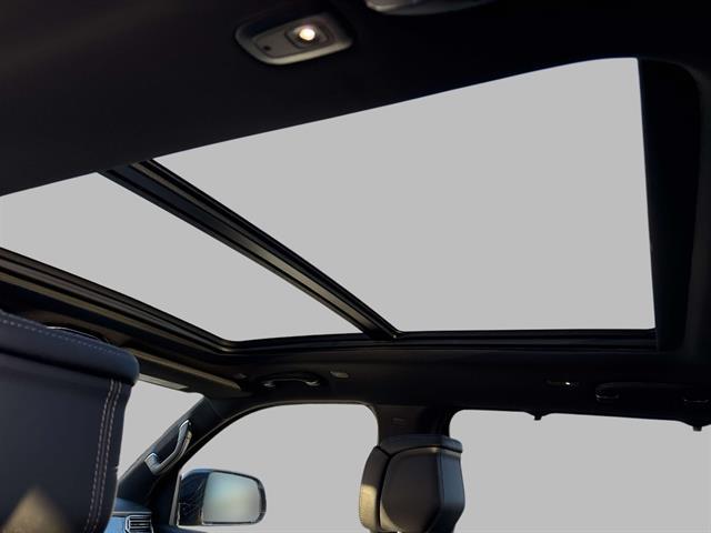 2026 Jeep Grand Wagoneer Summit Obsidian Image 6 of 18