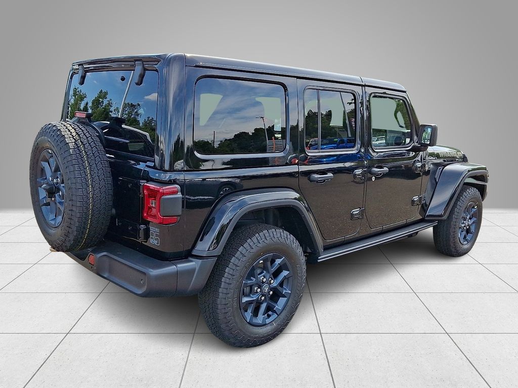 2026 Jeep Wrangler 85th Anniversary Image 3 of 20