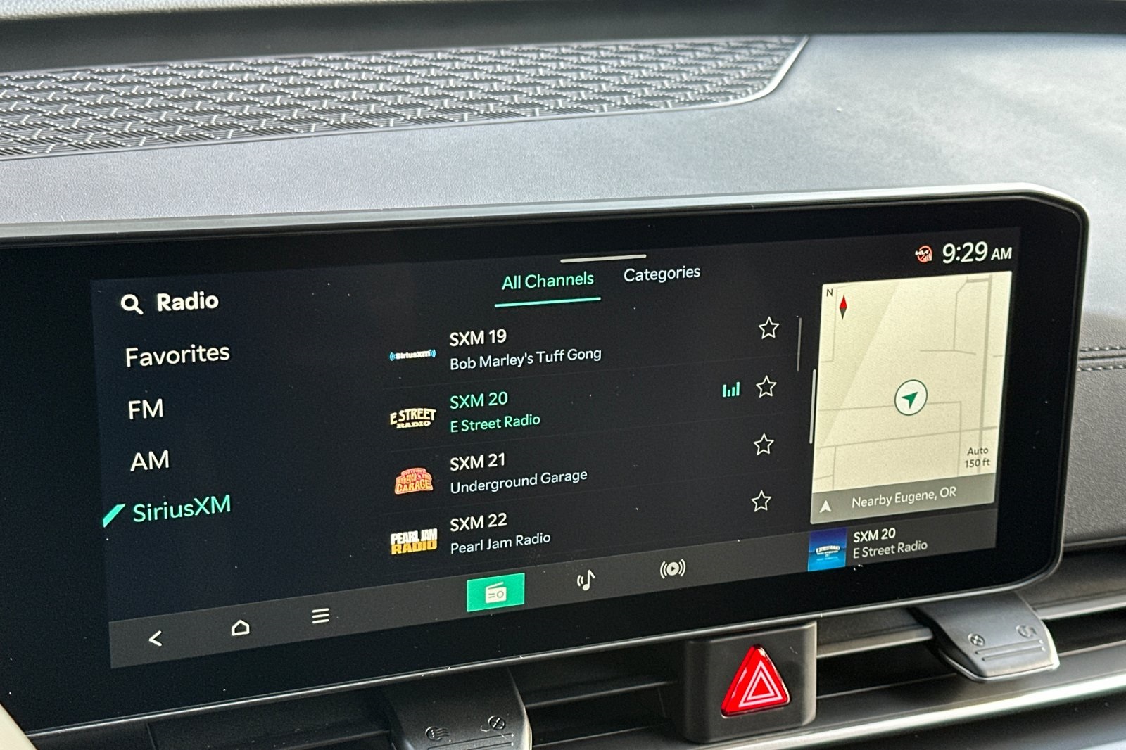 2026 Kia Carnival LXS Image 10 of 23