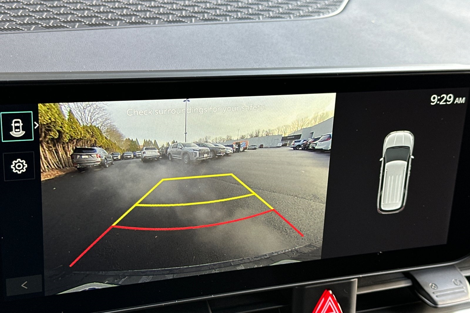 2026 Kia Carnival LXS Image 12 of 23