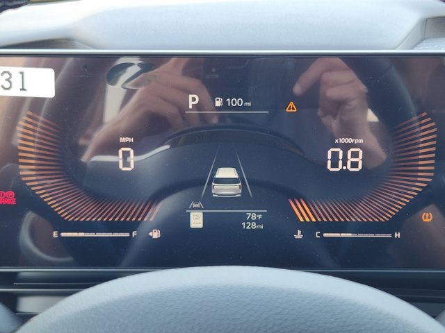 2026 Kia Carnival EX Image 13 of 21