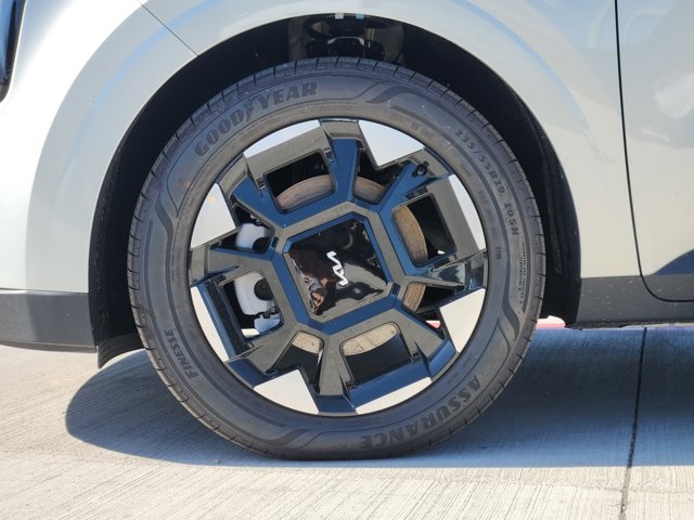 2026 Kia Carnival EX Image 5 of 21