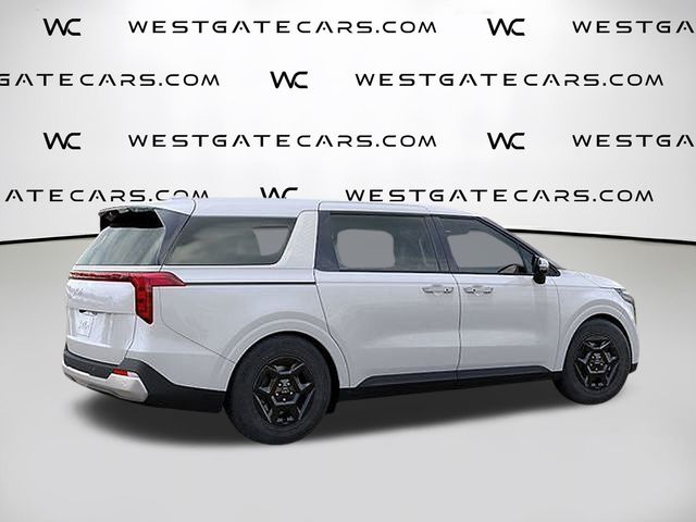2026 Kia Carnival LX Image 6 of 27