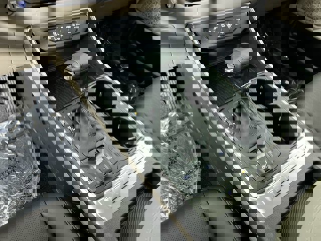 2026 Kia Carnival LX Image 22 of 35