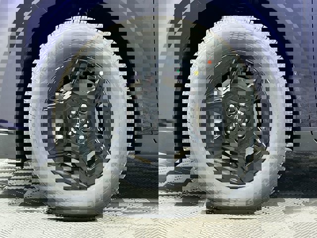 2026 Kia Carnival LX Image 8 of 35