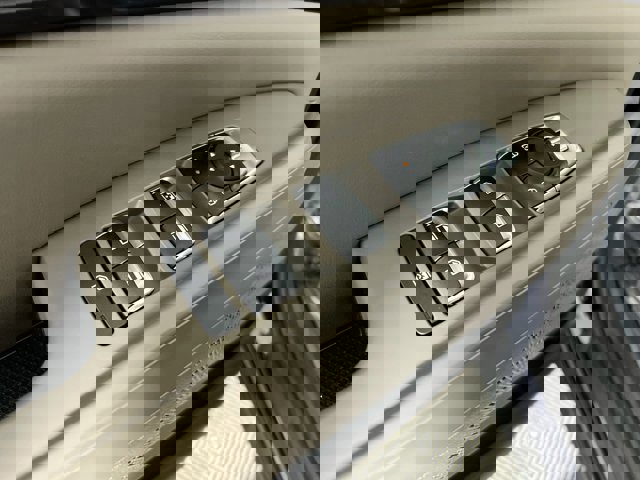 2026 Kia Carnival LX Image 23 of 35