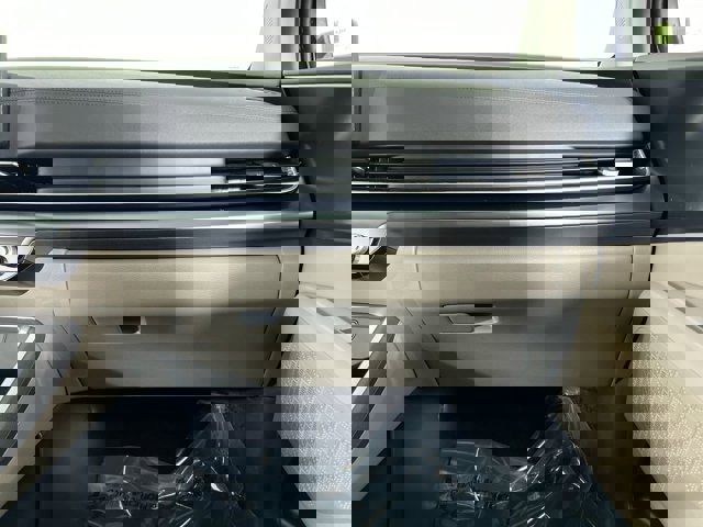 2026 Kia Carnival LX Image 34 of 35