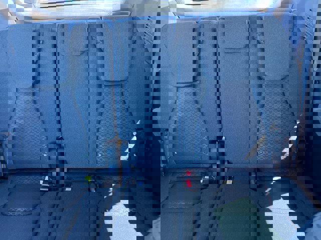 2026 Kia Carnival LX Image 14 of 35