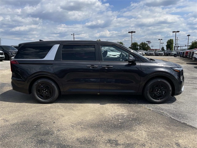 2026 Kia Carnival LX Image 4 of 30