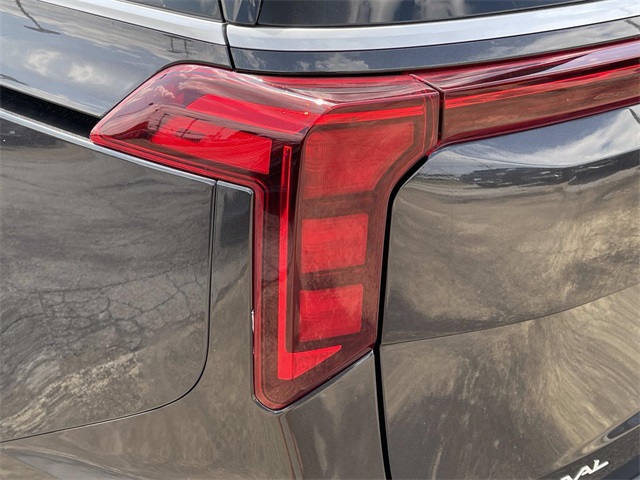 2026 Kia Carnival LX Image 11 of 30