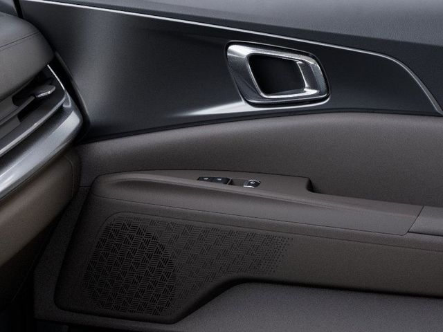 2026 Kia Carnival LXS Image 22 of 27