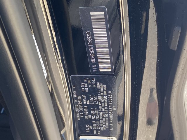 2026 Kia Carnival LXS Image 29 of 34