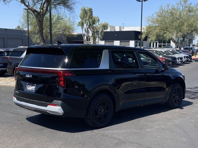 2026 Kia Carnival LXS Image 5 of 34