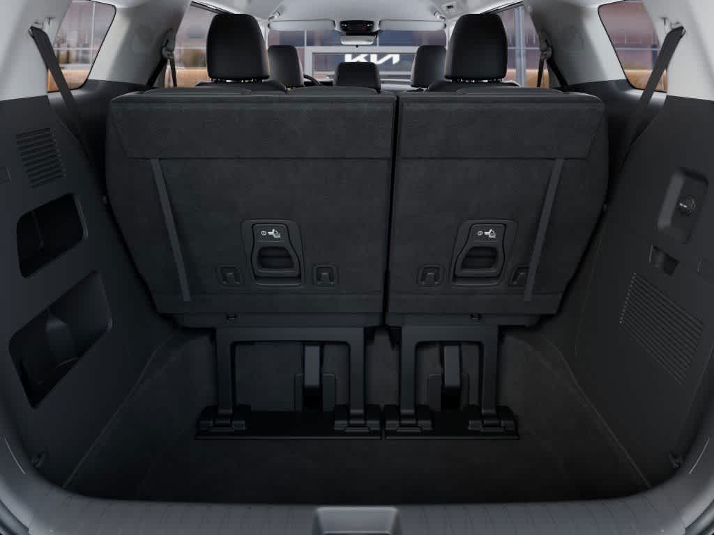 2026 Kia Carnival LXS Image 11 of 27