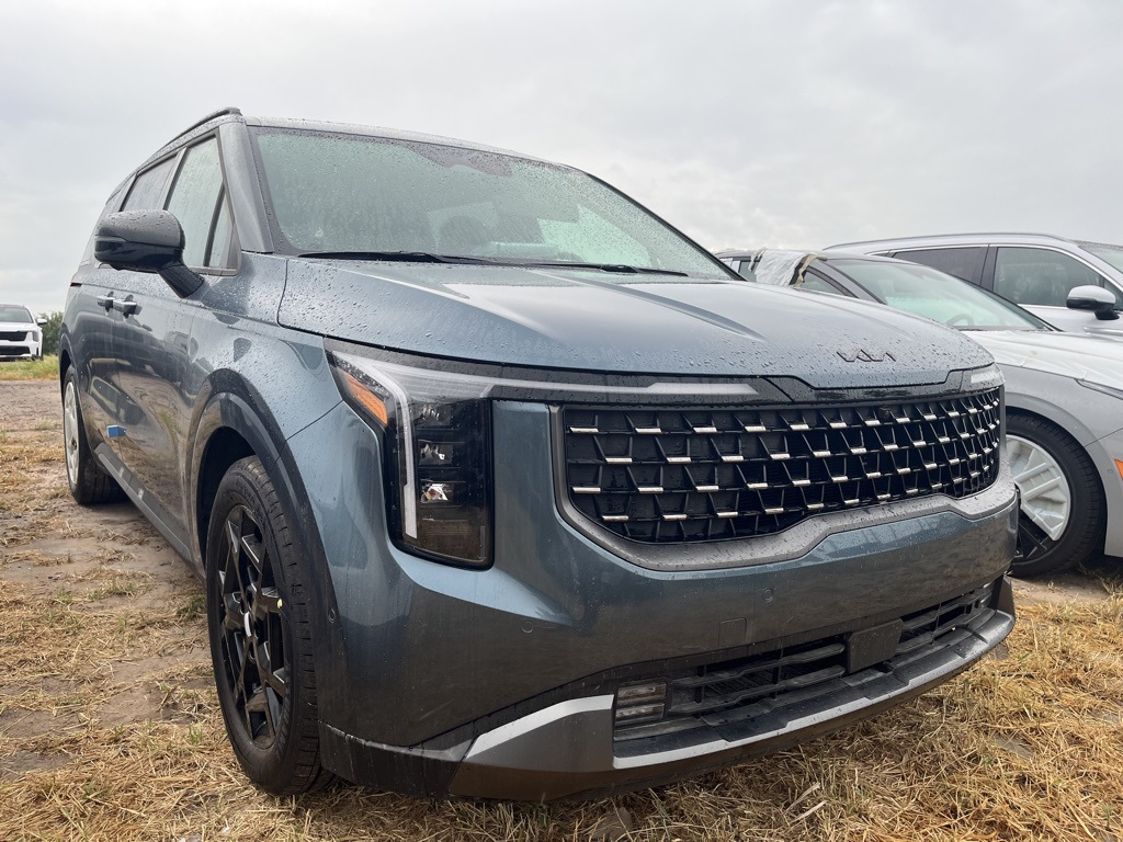 2026 Kia Carnival SX Image 3 of 19