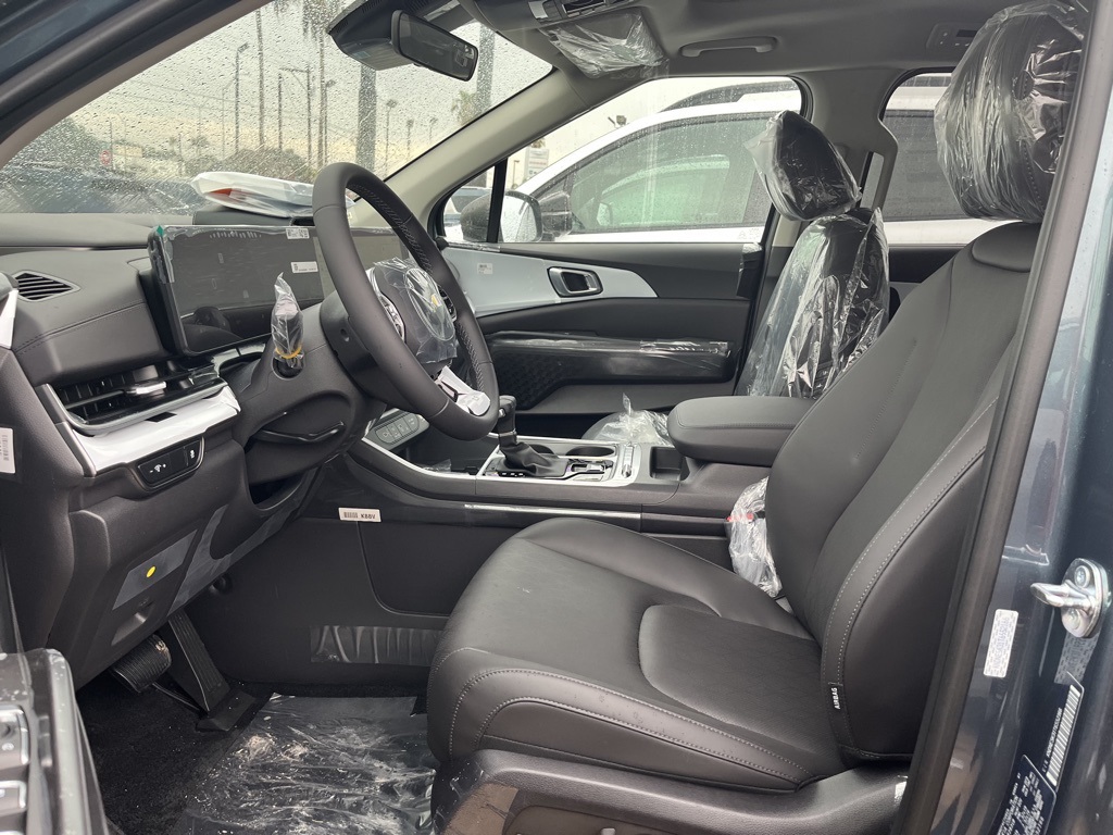 2026 Kia Carnival SX Image 7 of 19