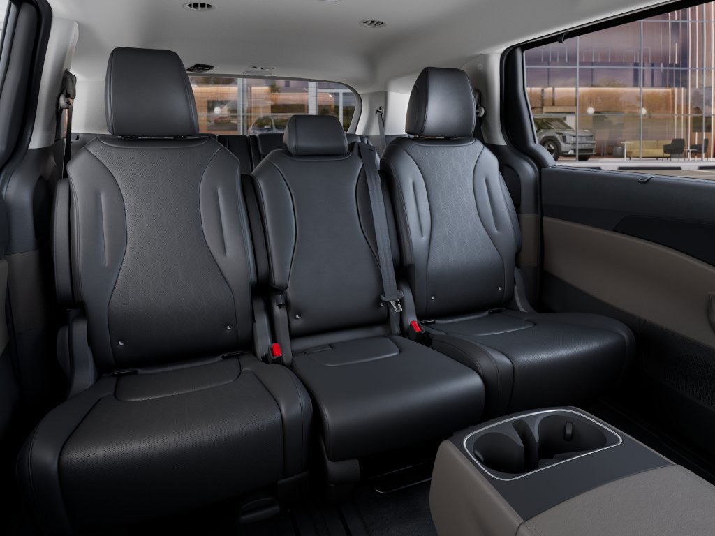 2026 Kia Carnival Hybrid EX Image 13 of 27