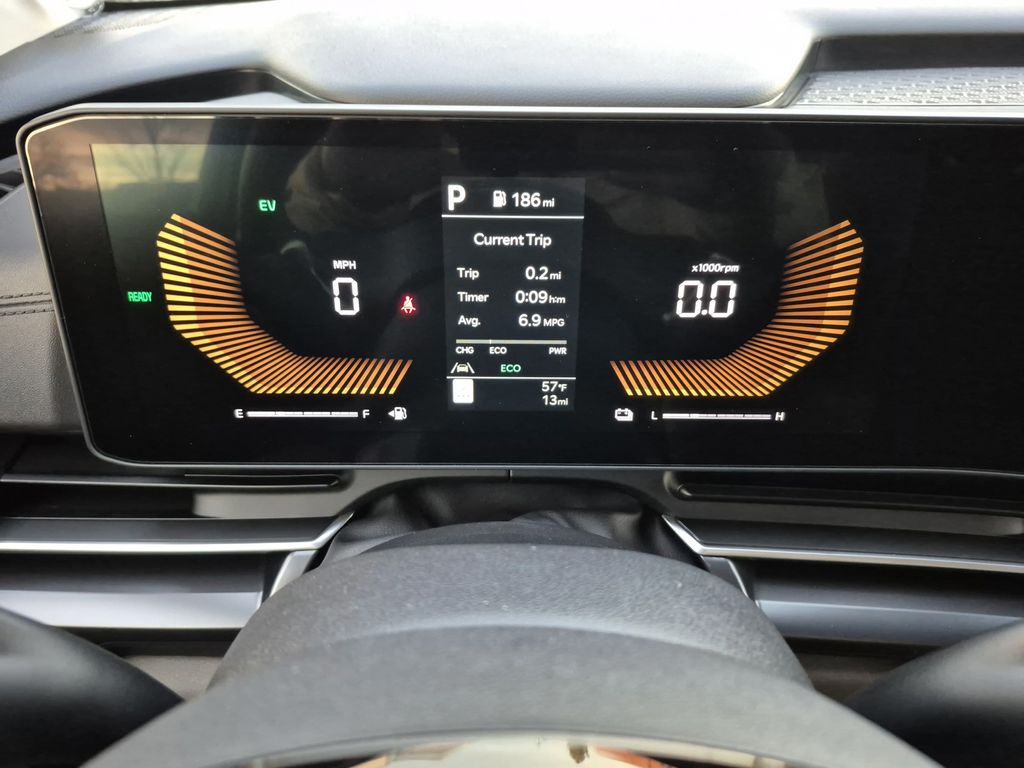 2026 Kia Carnival Hybrid LXS Image 12 of 26