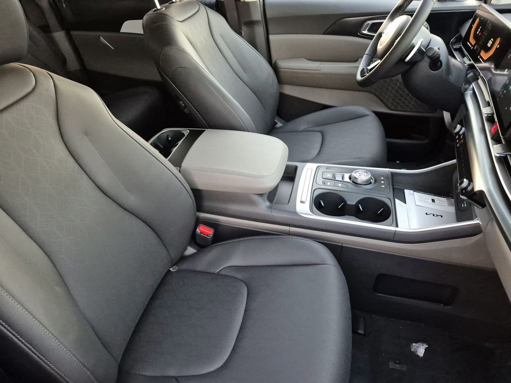 2026 Kia Carnival Hybrid LXS Image 26 of 26