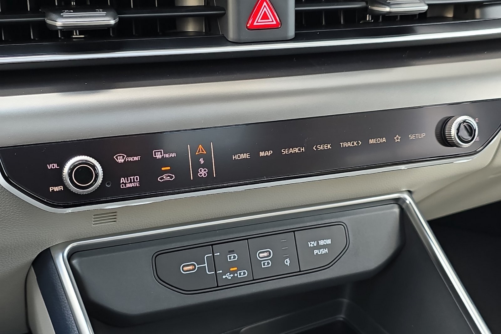 2026 Kia Carnival Hybrid SX Image 20 of 24